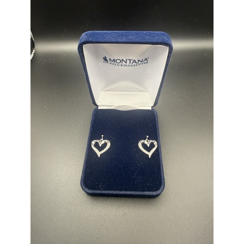 Montana Silversmiths Heart Earrings JS6123 Divine Affection Boxed